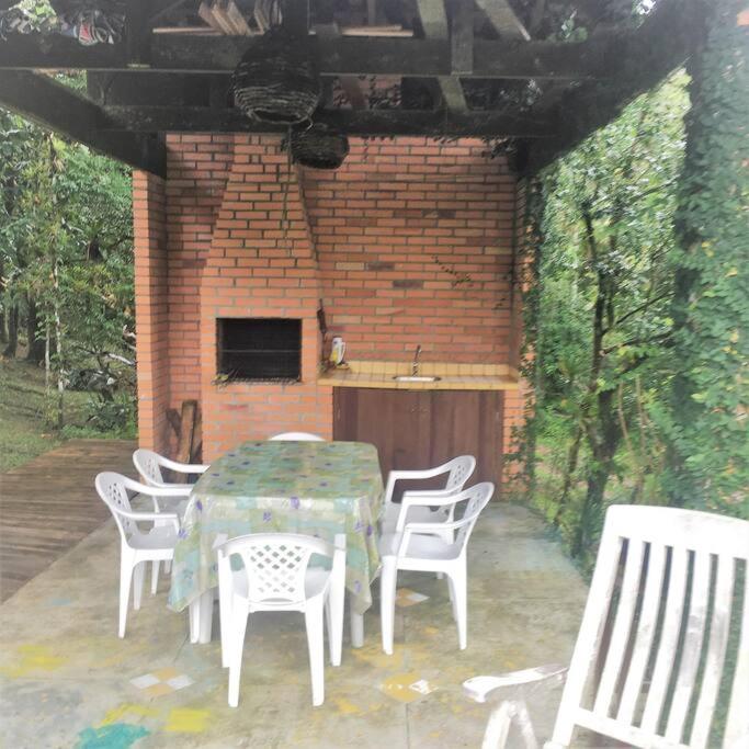 Cantinho do Bem - Lindo Chalé com piscina exclusiva e vista pra Serra do Mar!