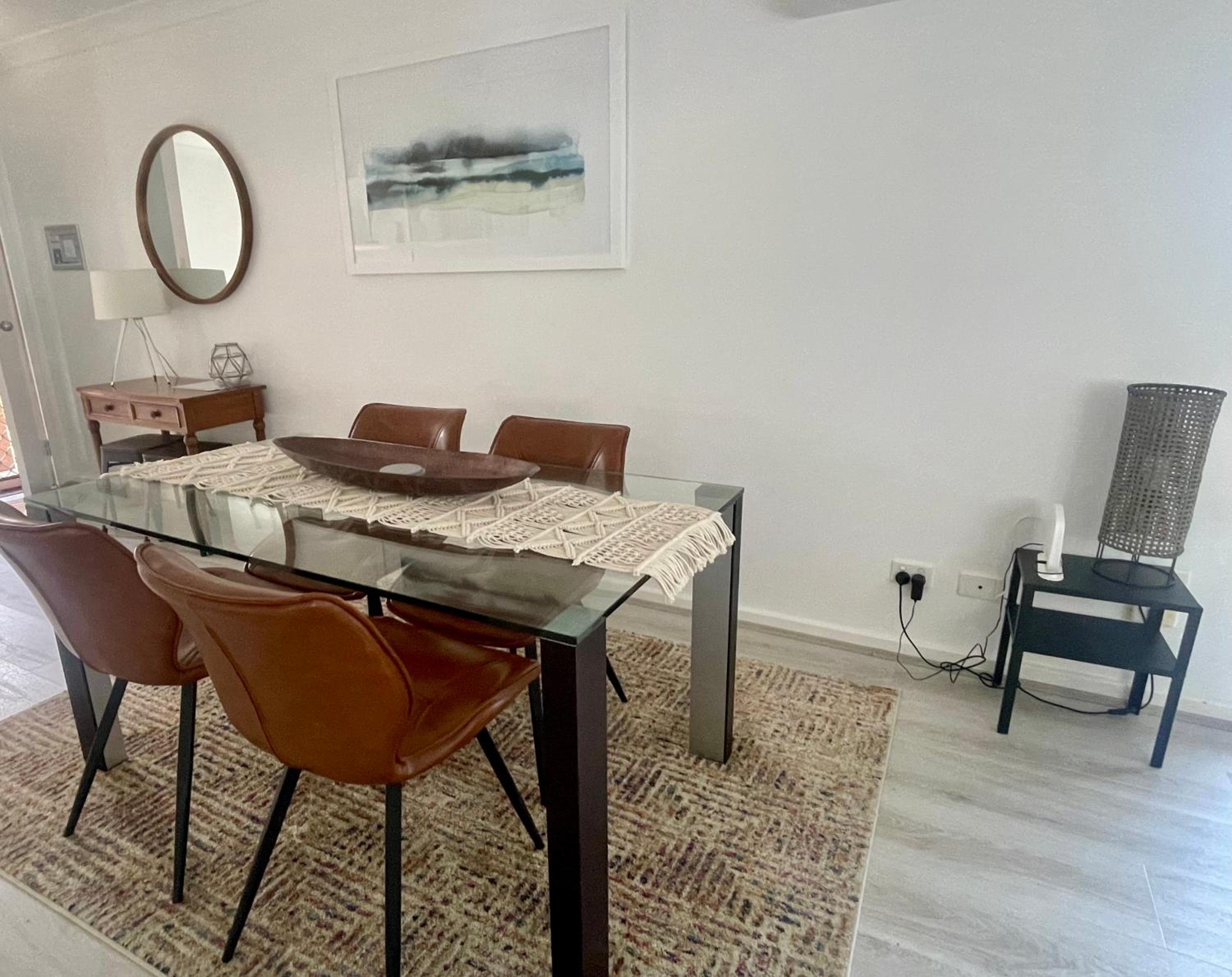 Sunset Beach House 100mtrs to the Beach 3 Bedroom