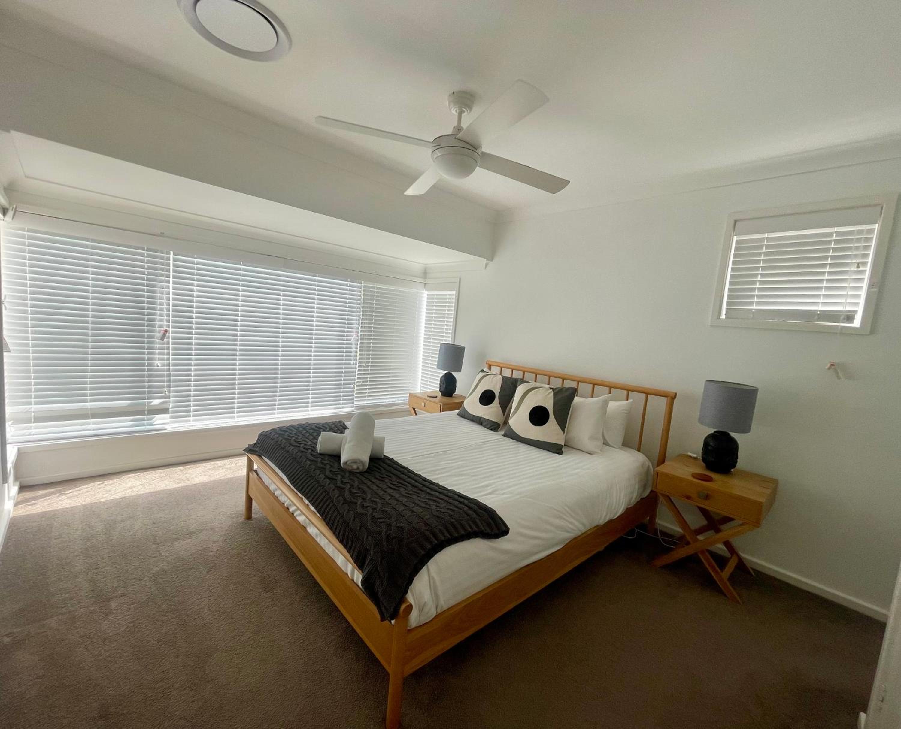 Sunset Beach House 100mtrs to the Beach 3 Bedroom