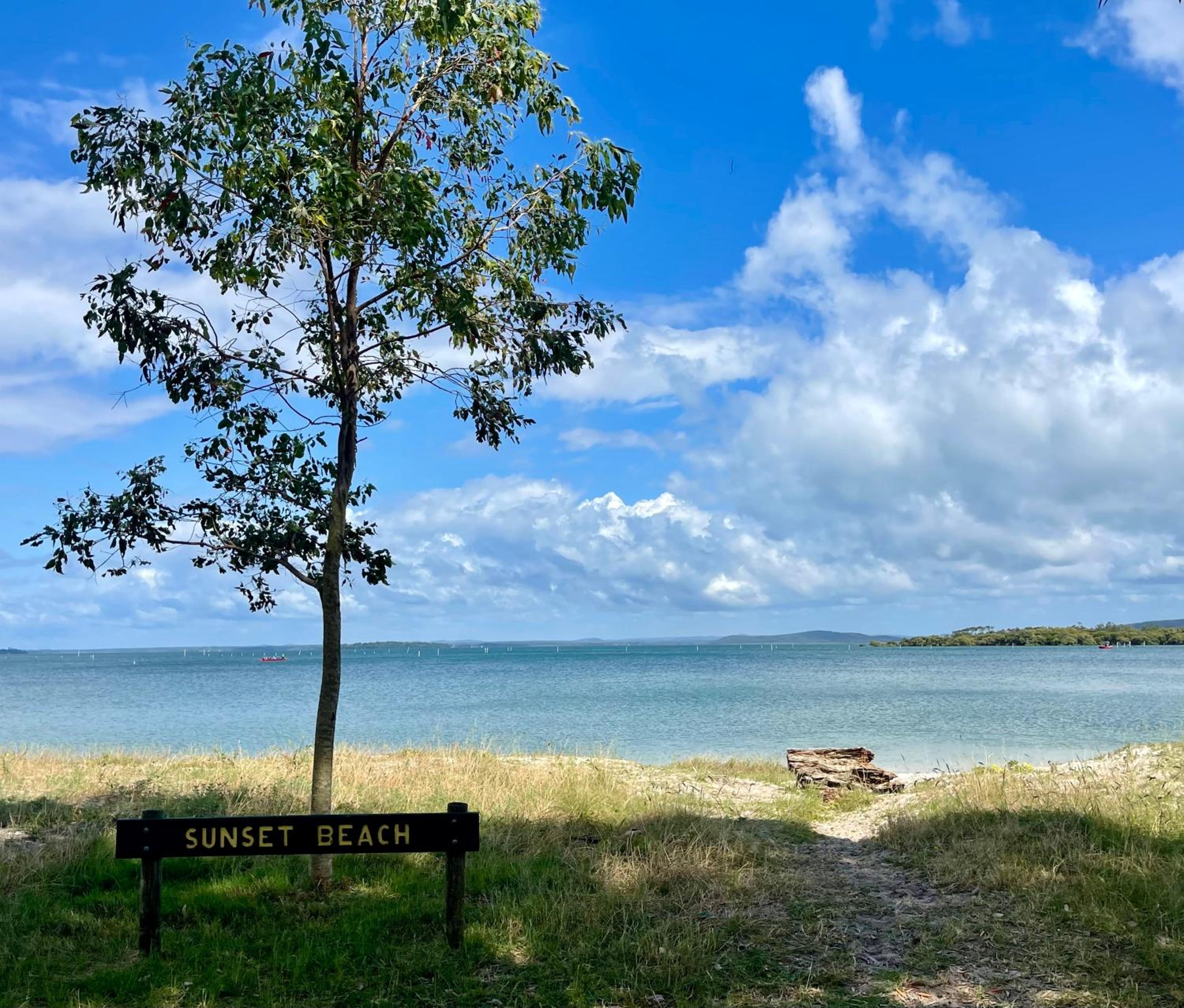 Sunset Beach House 100mtrs to the Beach 3 Bedroom
