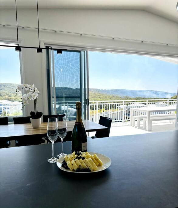 Aquila Beach Retreat