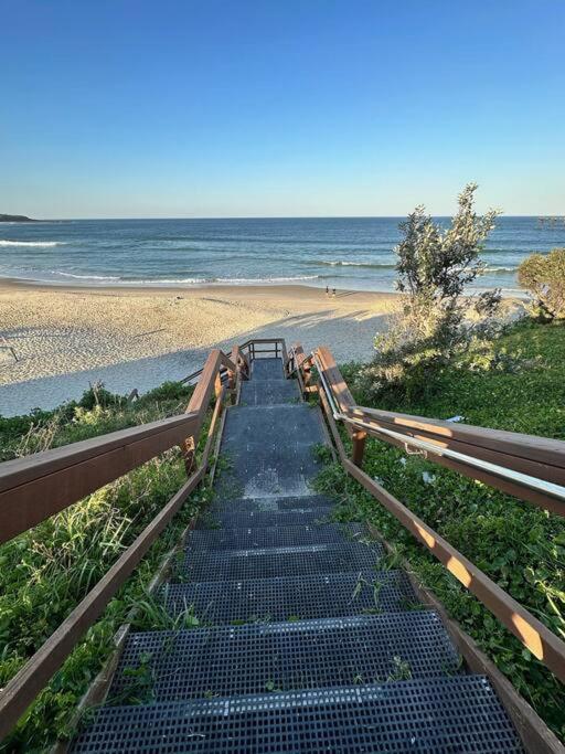 Aquila Beach Retreat