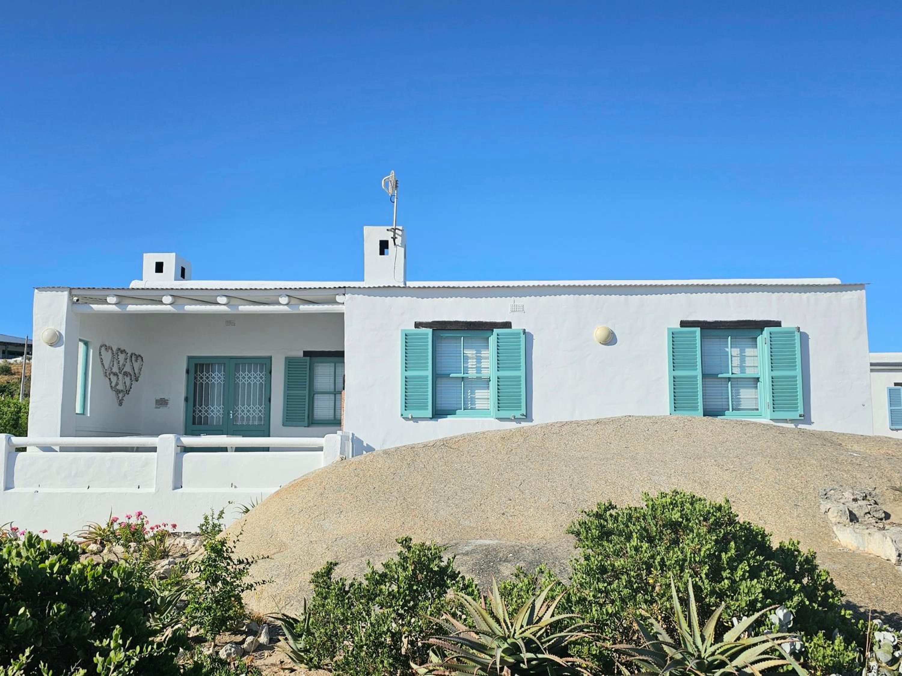 Duintjie Beach Cottage view 2