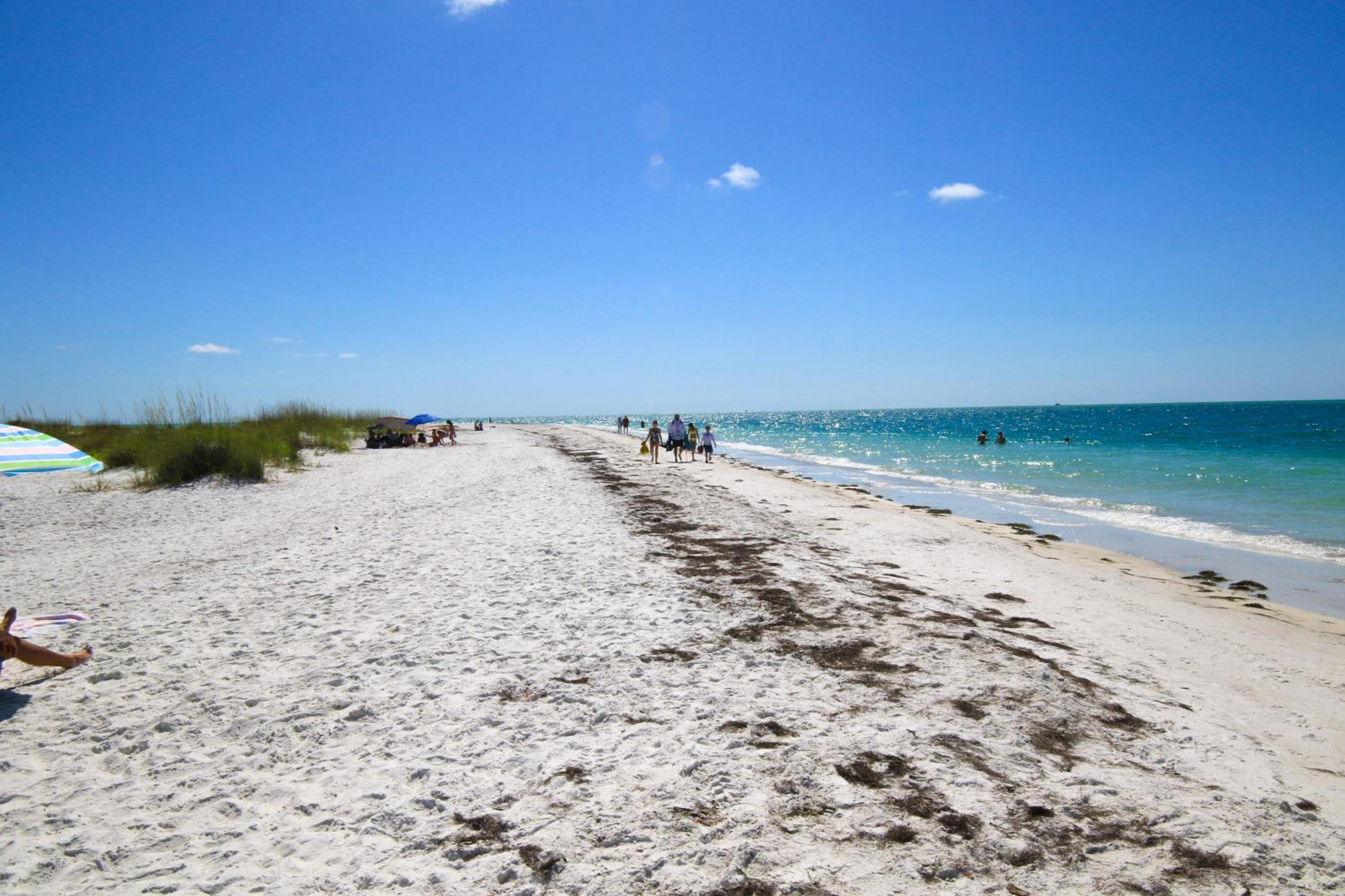 Anna Maria Island Sunshine Kiss Villa view 3