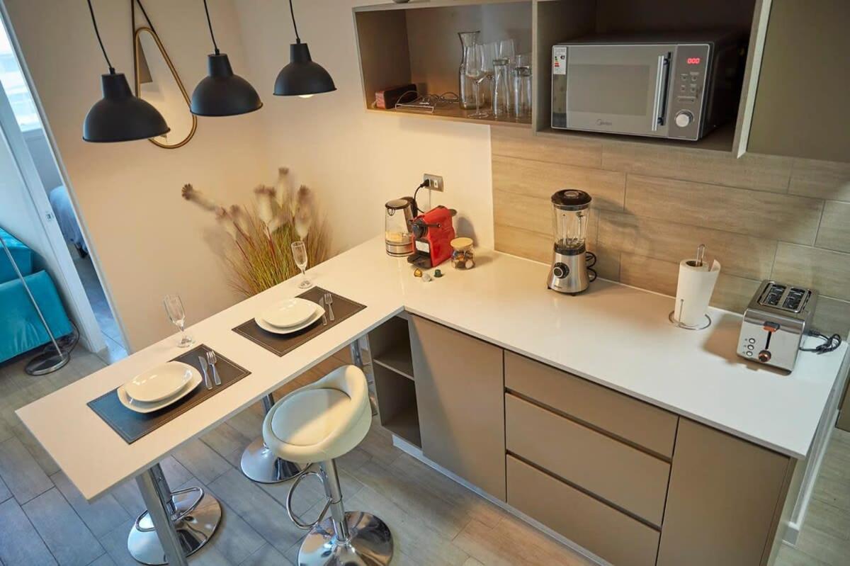 HOM I Amplio y Comodo Depto 2D2B 3PAX en Santiago
