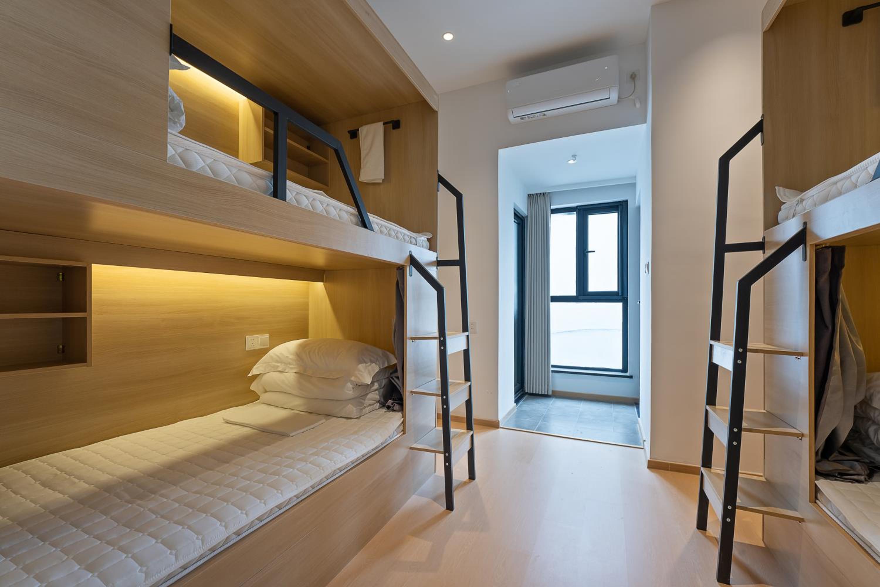 Mulan Road Youth Hotel