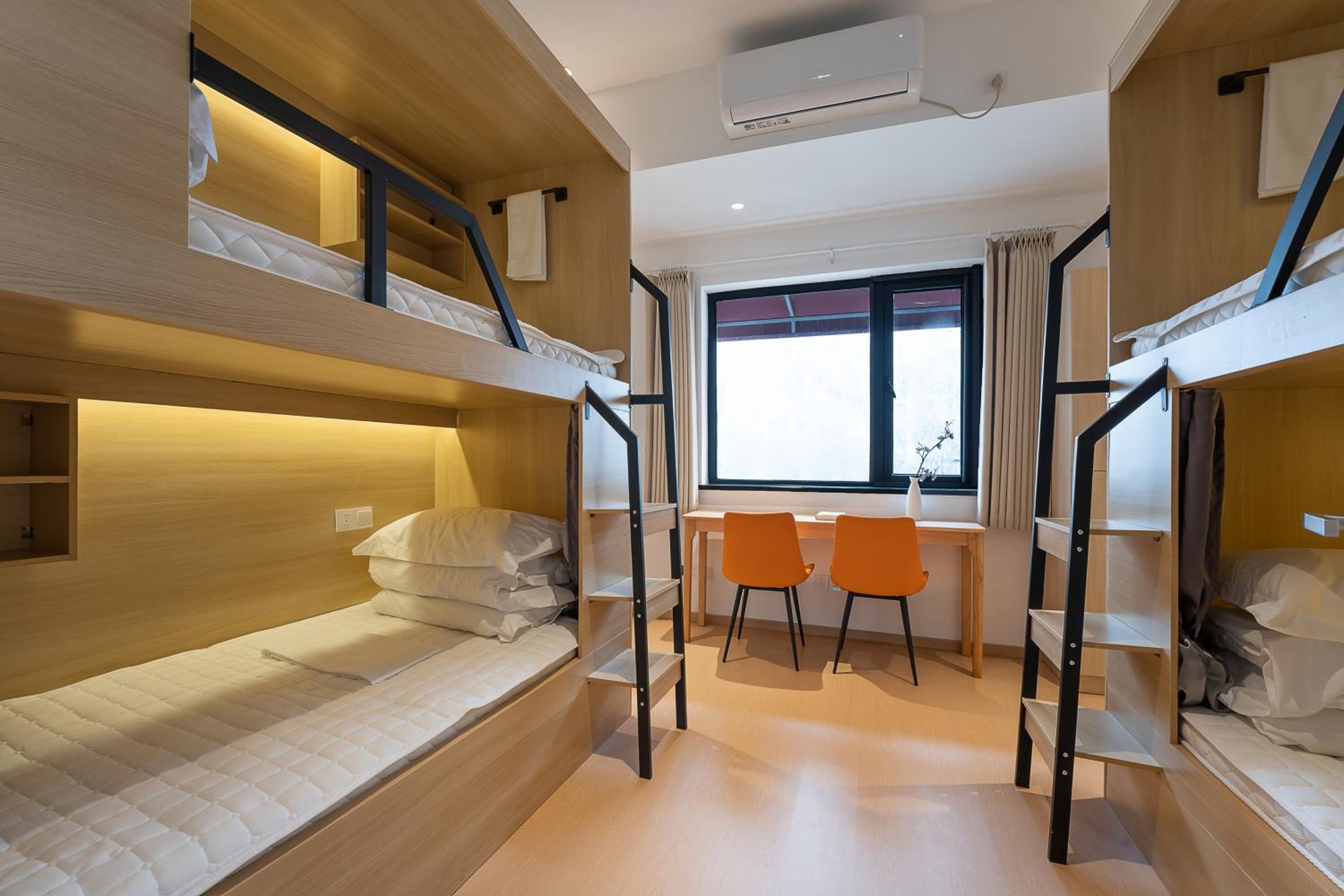 Mulan Road Youth Hotel