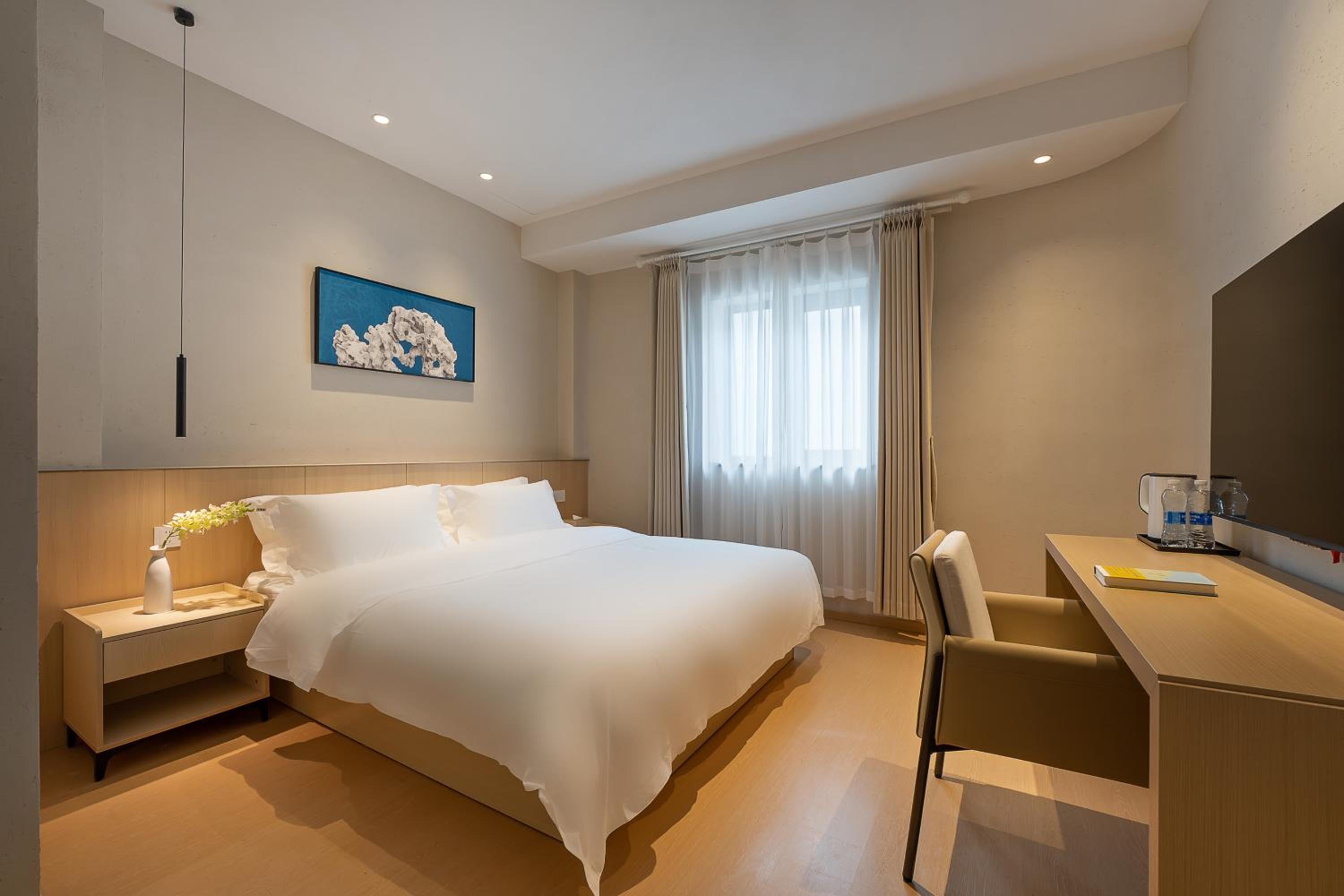 Mulan Road Youth Hotel