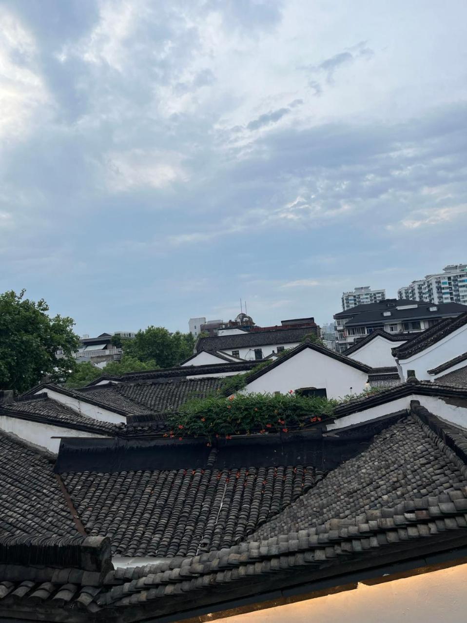 Mulan Road Youth Hotel