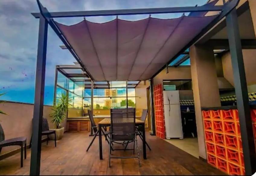 Cobertura Triplex de Luxo com Jacuzzi Privativa na Super Quadra Morumbi