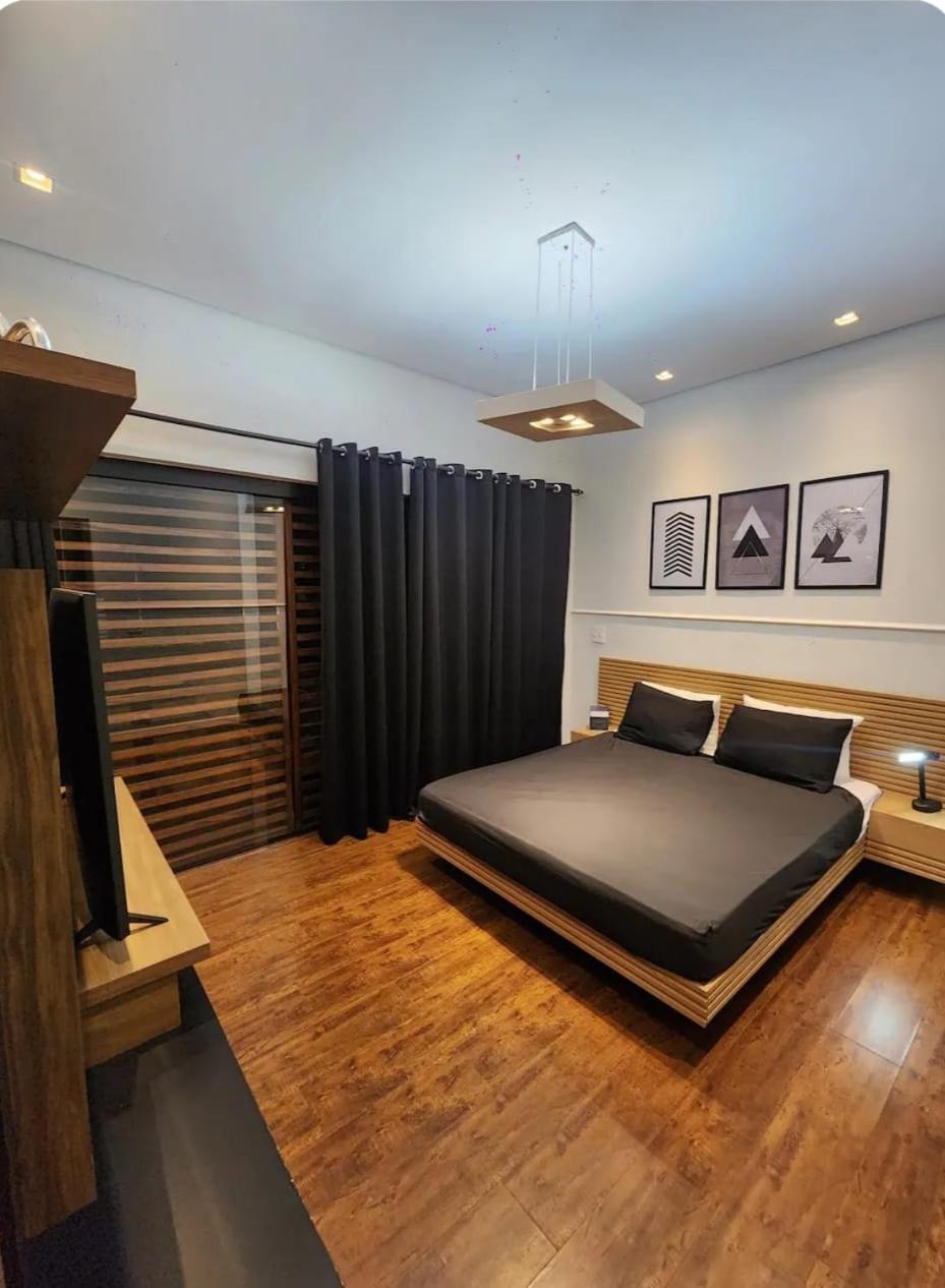Cobertura Triplex de Luxo com Jacuzzi Privativa na Super Quadra Morumbi