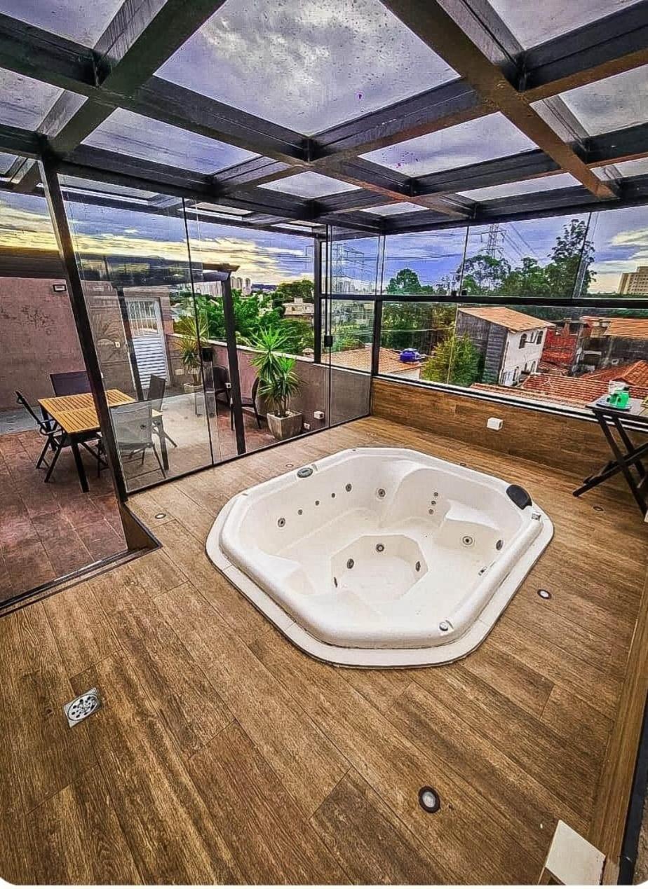 Cobertura Triplex de Luxo com Jacuzzi Privativa na Super Quadra Morumbi