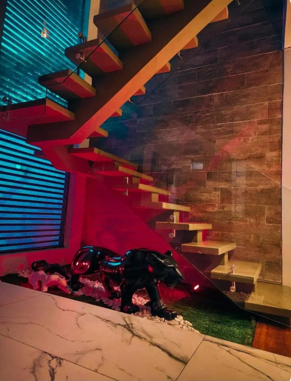 Cobertura Triplex de Luxo com Jacuzzi Privativa na Super Quadra Morumbi