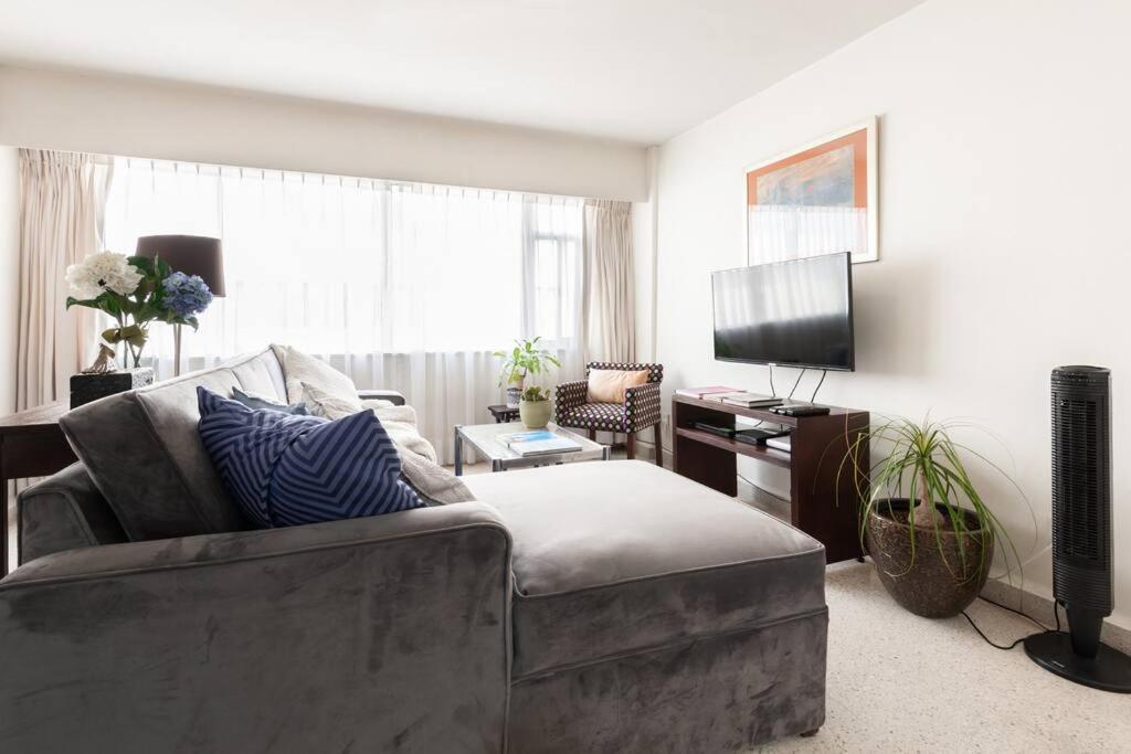 Beautiful apartment excellent Location photo 2