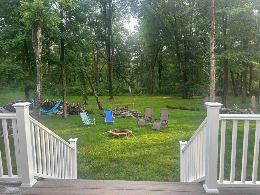 Forest Wonderland Sanctuary-Gourmet Ktchn, Fire pit, Jacuzzi tub