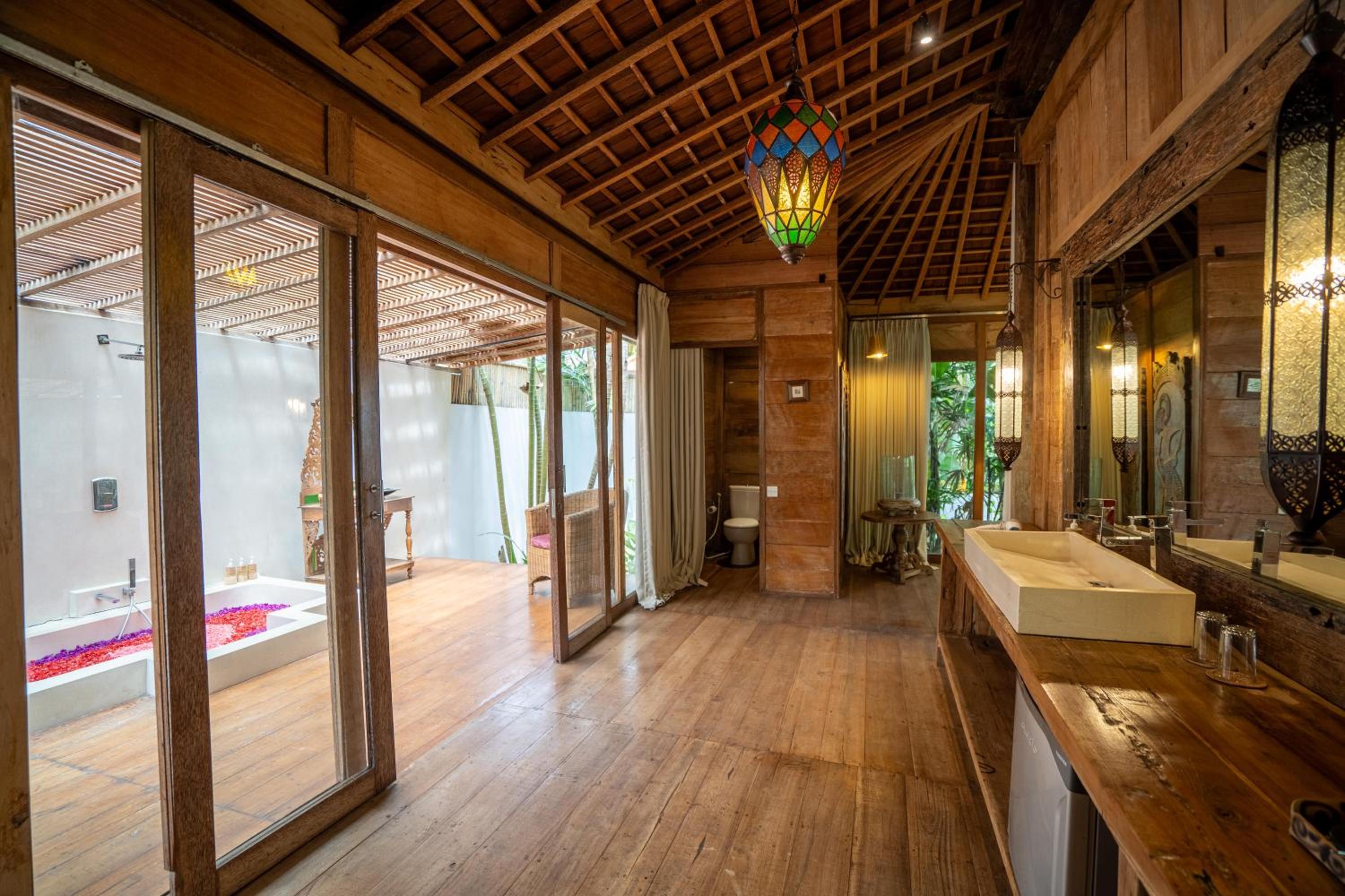 Kropak Canggu