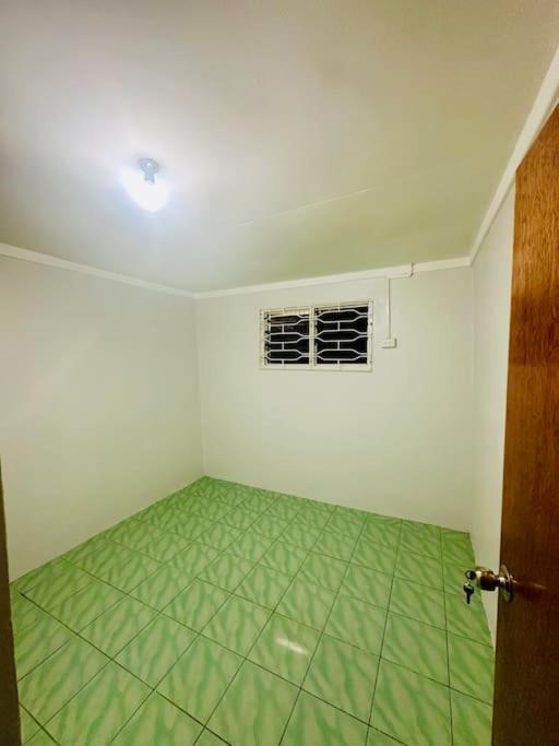 pseudofijians bnb