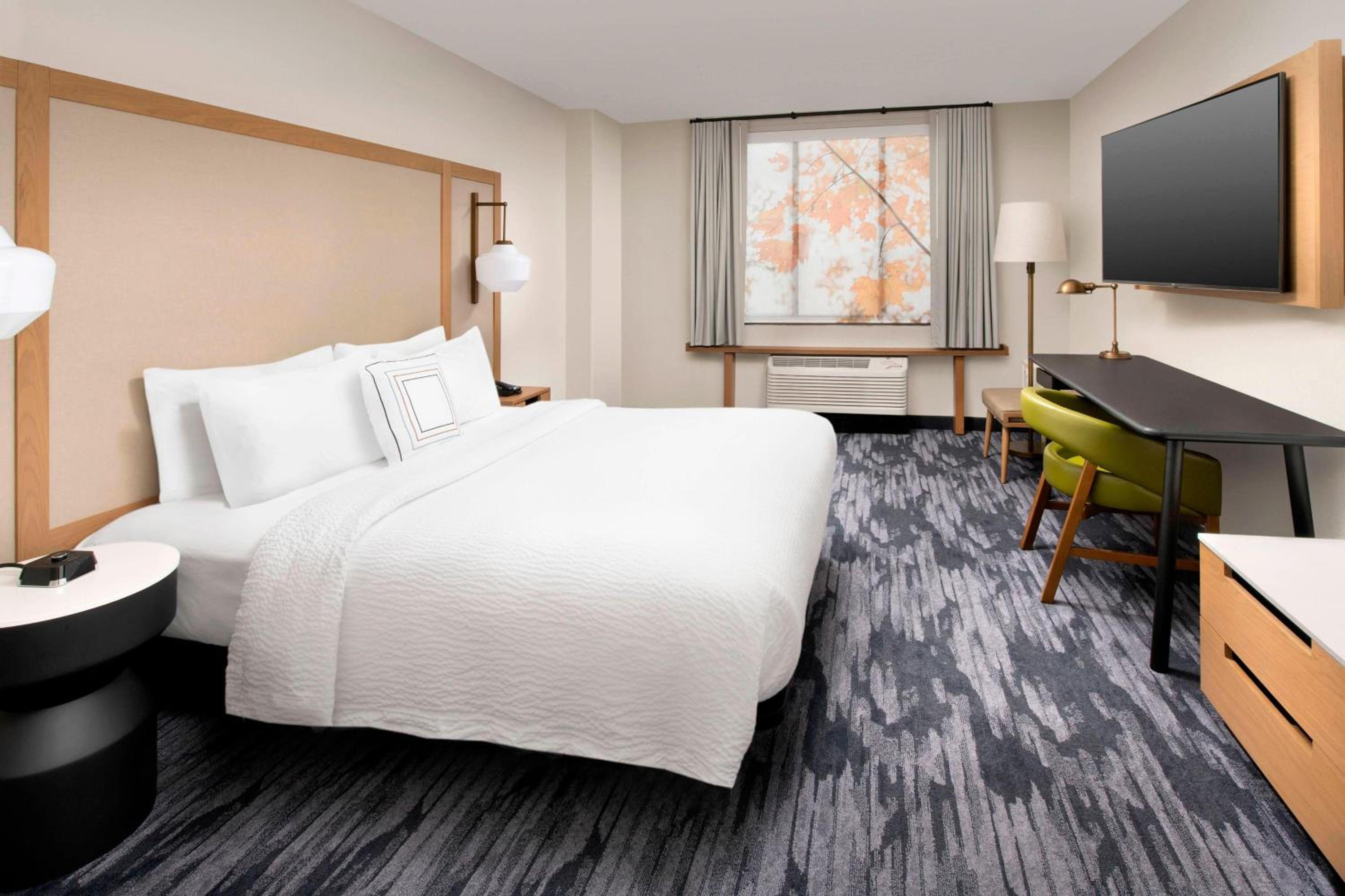 Fairfield Inn Suites by Marriott Alexandria West/Mark Center - Property Image 10