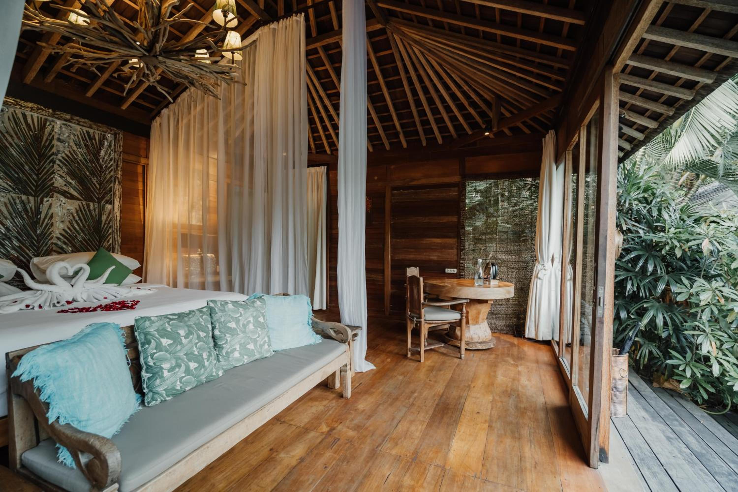 Kropak Canggu
