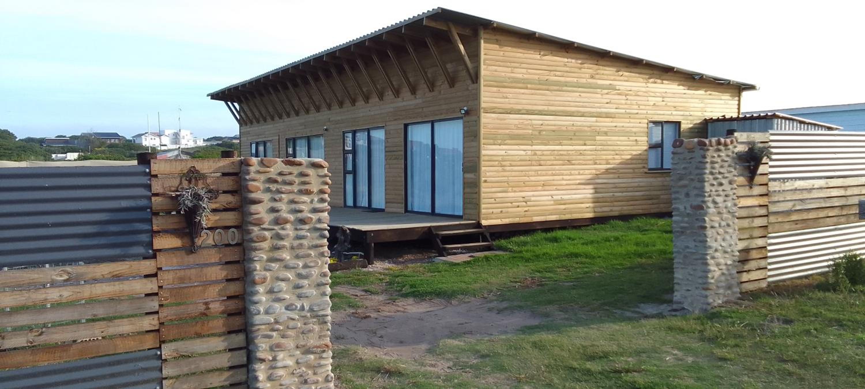 Green Leaf Cottage in Jeffreys Bay view 4