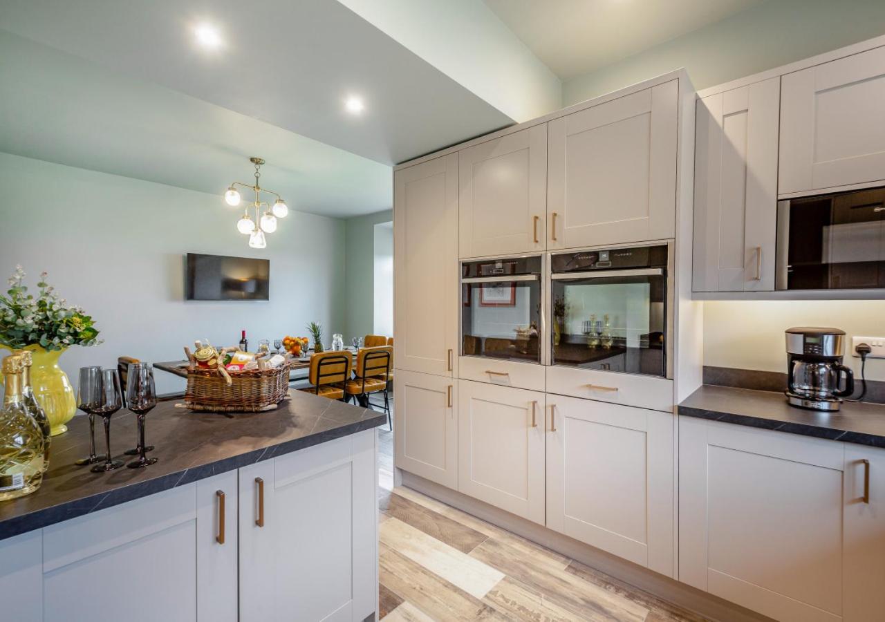 5 Bed in Llangwnadl oc-c29473