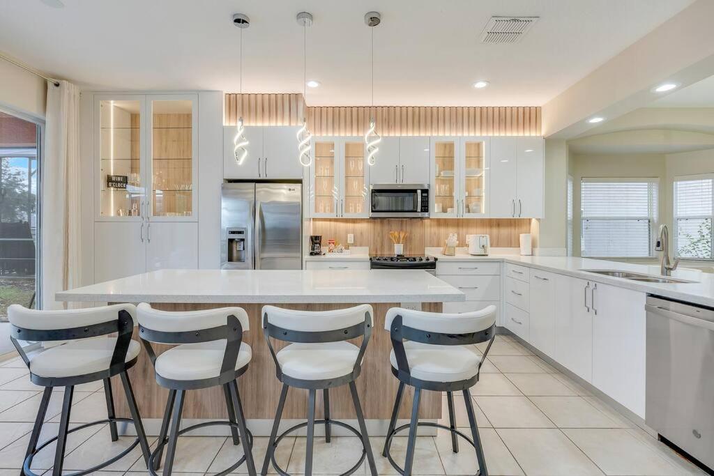 7-bedroom villa near Disney view 4