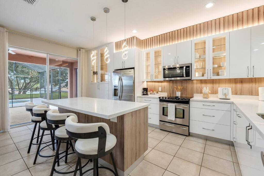 7-bedroom villa near Disney view 3