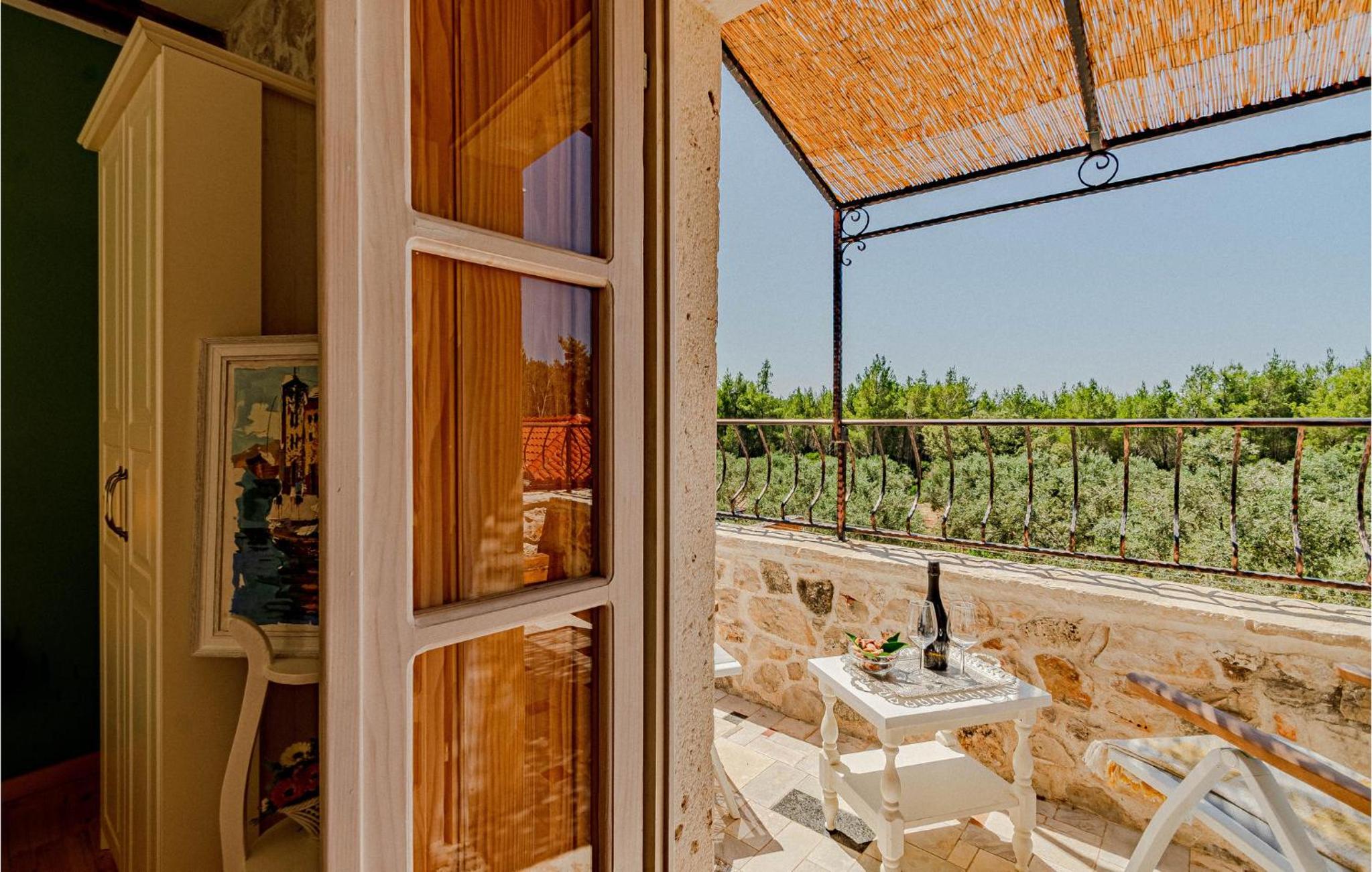 Beautiful Home In Blato