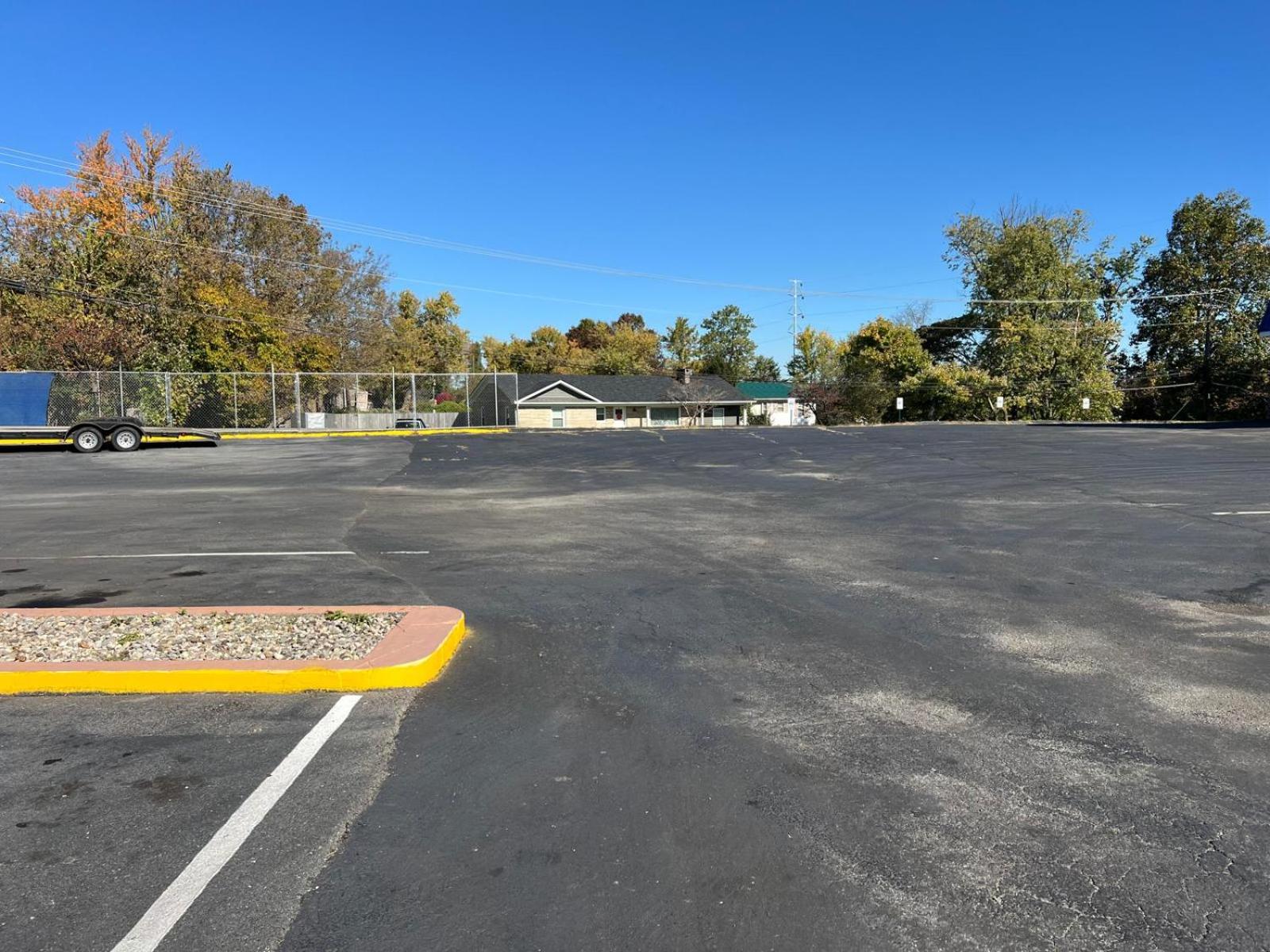 Richmond Vacations - Quality Quarters Inn By OYO Richmond KY I-75 - Property Image 2