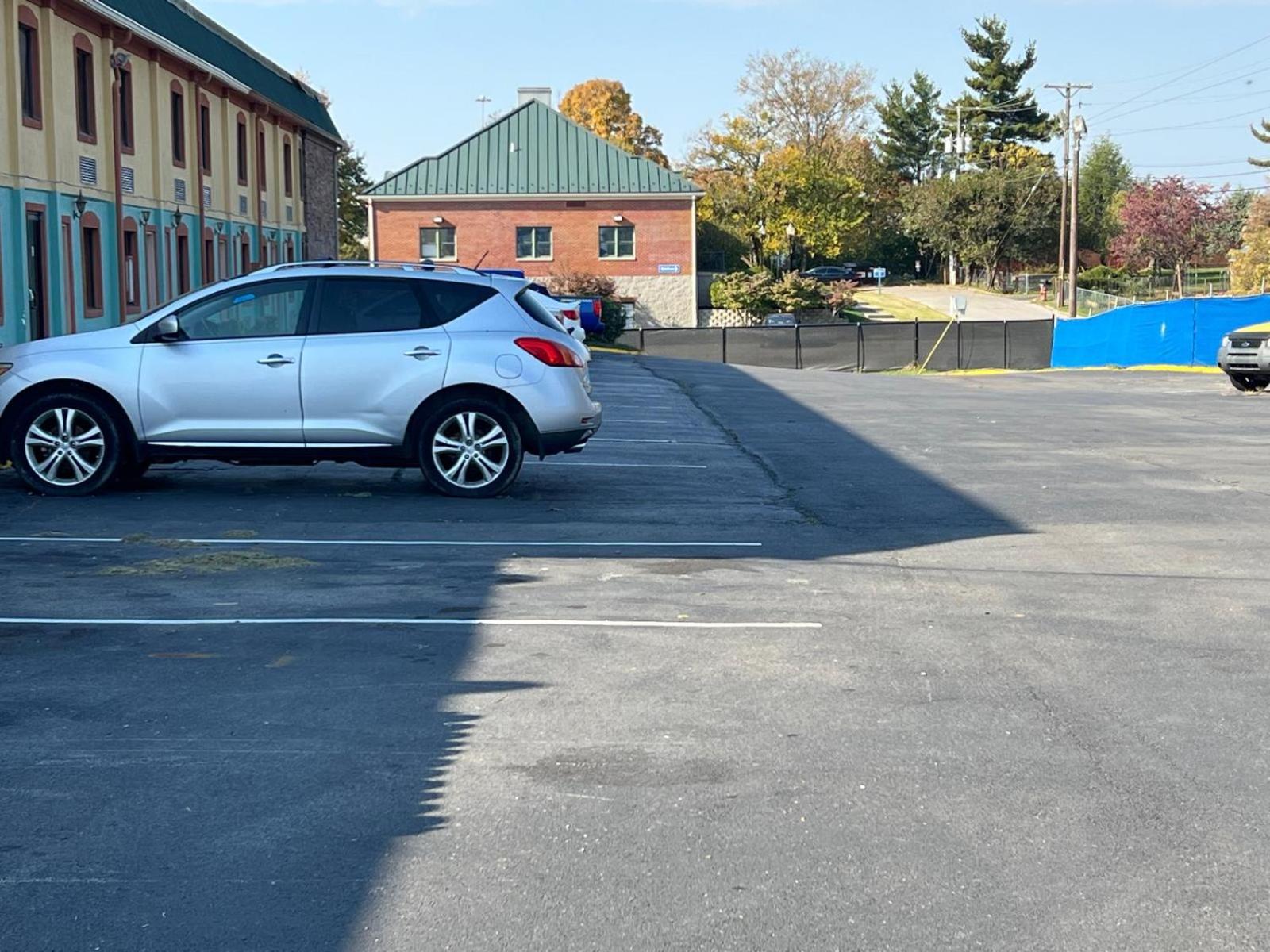 Richmond Vacations - Quality Quarters Inn By OYO Richmond KY I-75 - Property Image 5