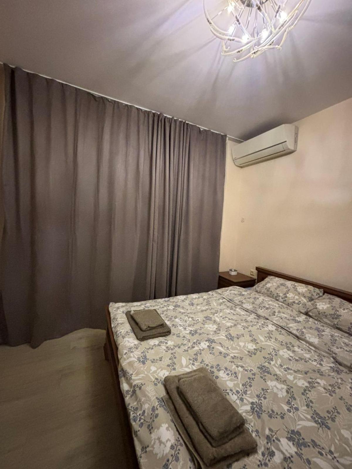 GRAND APARTMENT BOGORIDI - top center near to sea and sea garden