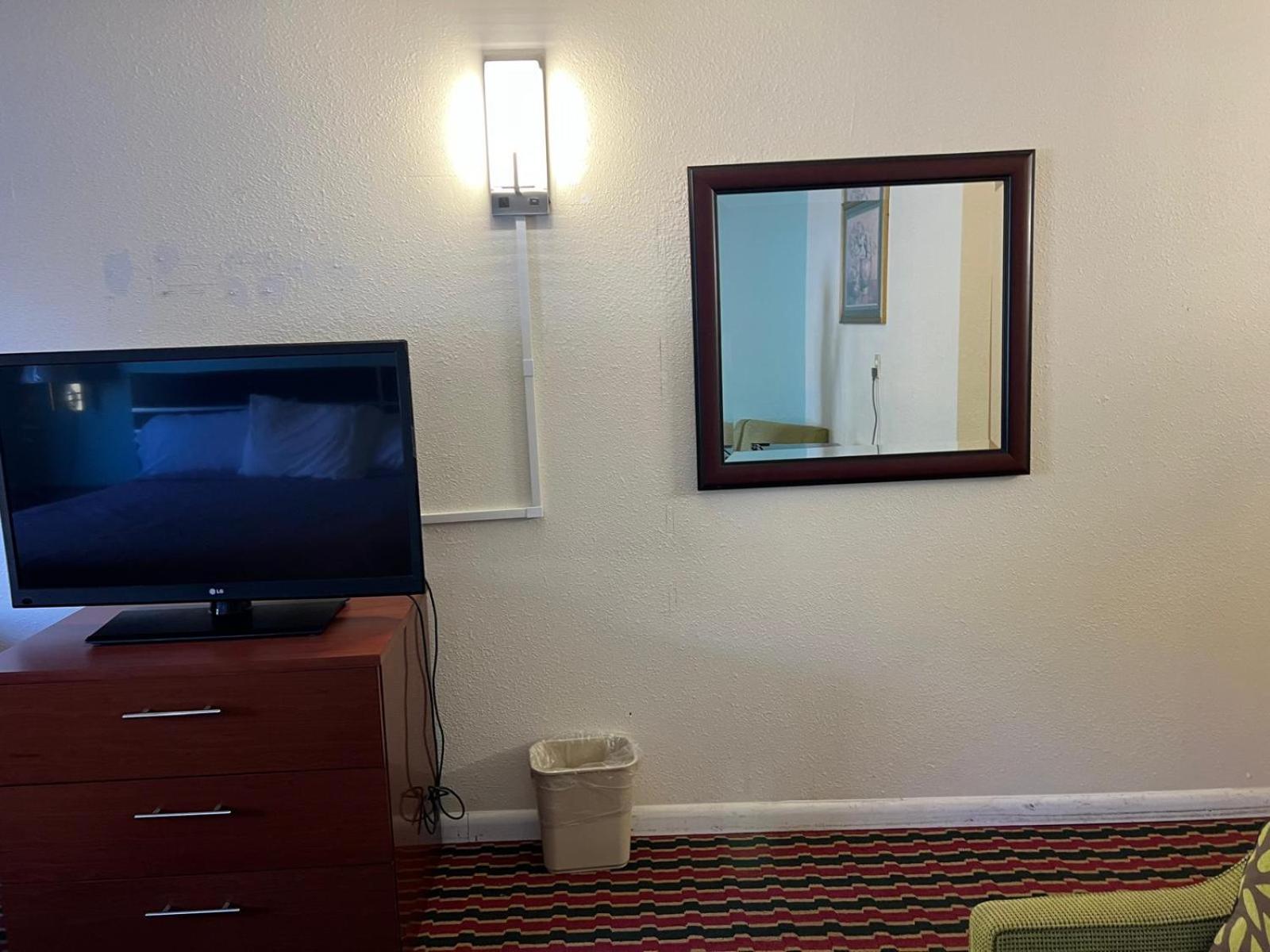 Richmond Vacations - Quality Quarters Inn By OYO Richmond KY I-75 - Property Image 30