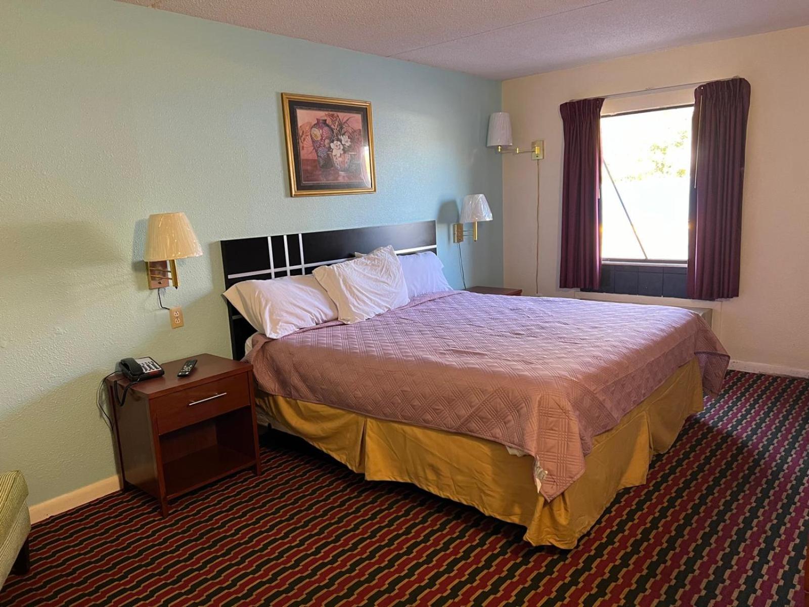 Richmond Vacations - Quality Quarters Inn By OYO Richmond KY I-75 - Property Image 3