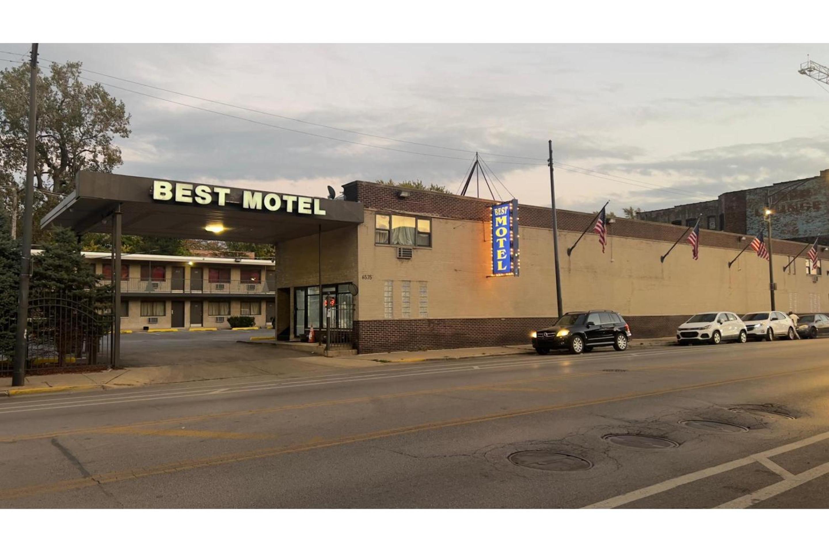 Best Motel By OYO Chicago I-90