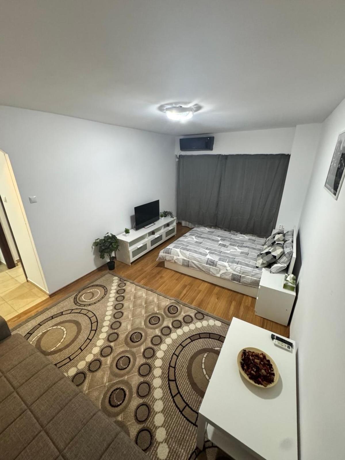 Green View Apartment