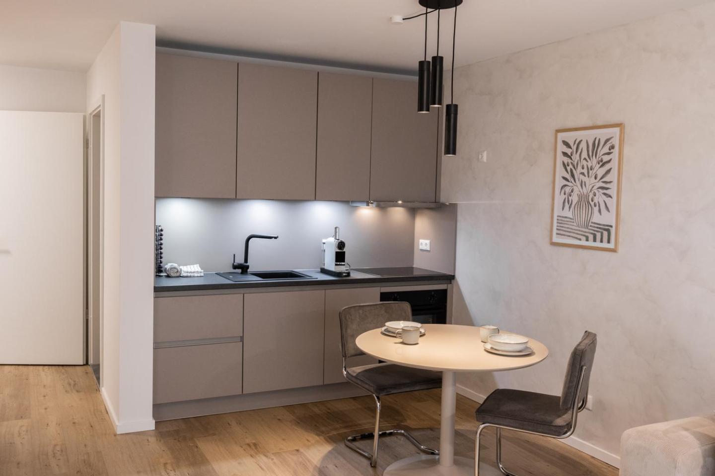 Apartments Lenuel
