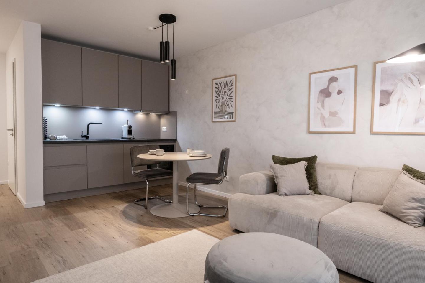 Apartments Lenuel