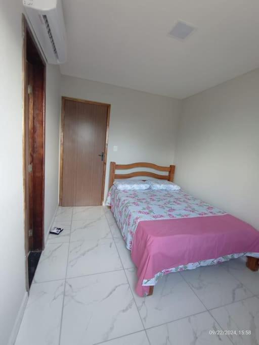 Apartamento no Forte Orange - Itamaraca, pé na areia de frente para o mar
