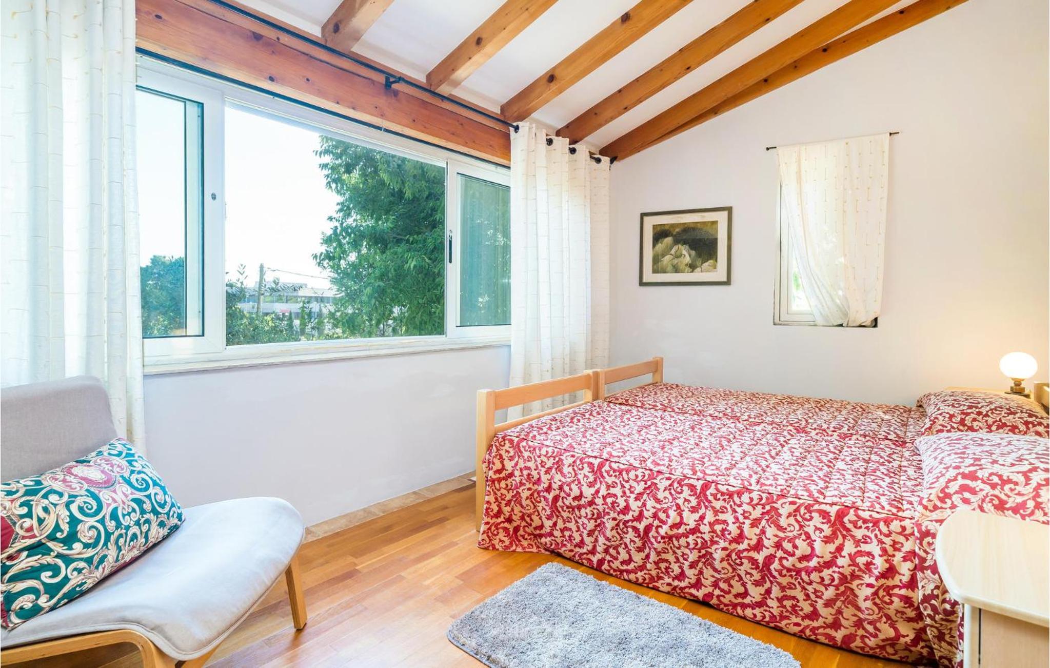 Gorgeous Home In Dubrovnik With Kitchen