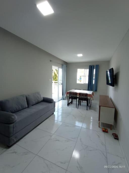 Apartamento no Forte Orange - Itamaraca, pé na areia de frente para o mar