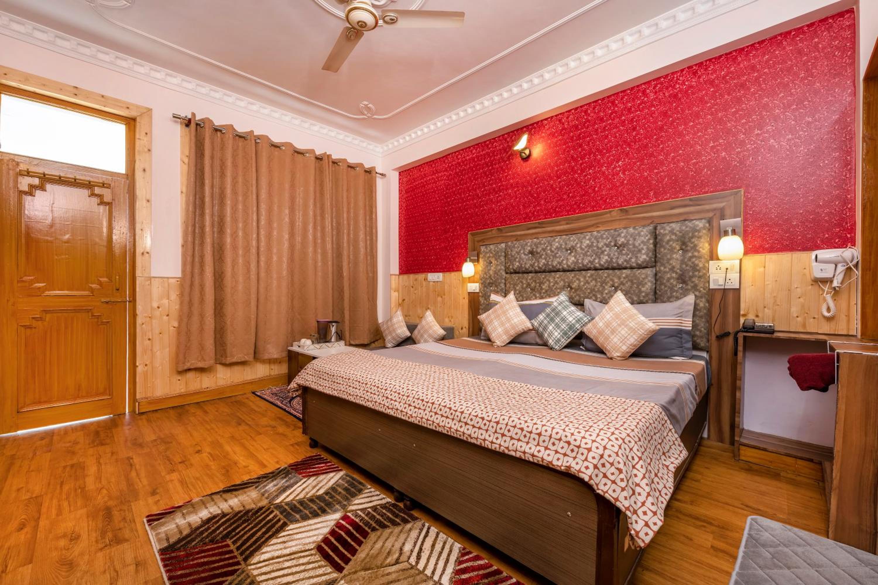 The Bougainvillea, Mcleodganj