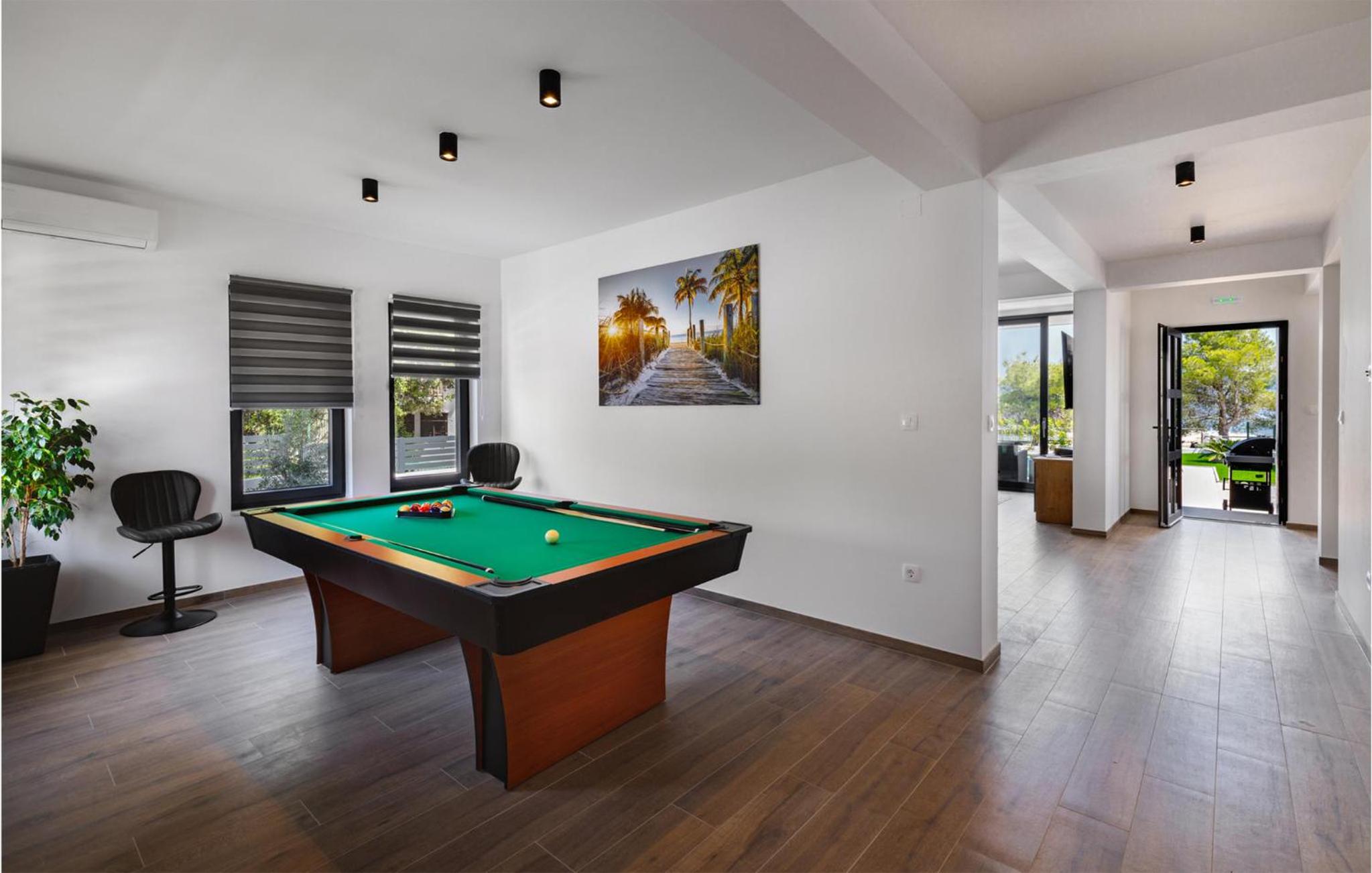Nice Home In Drace With Sauna view 5