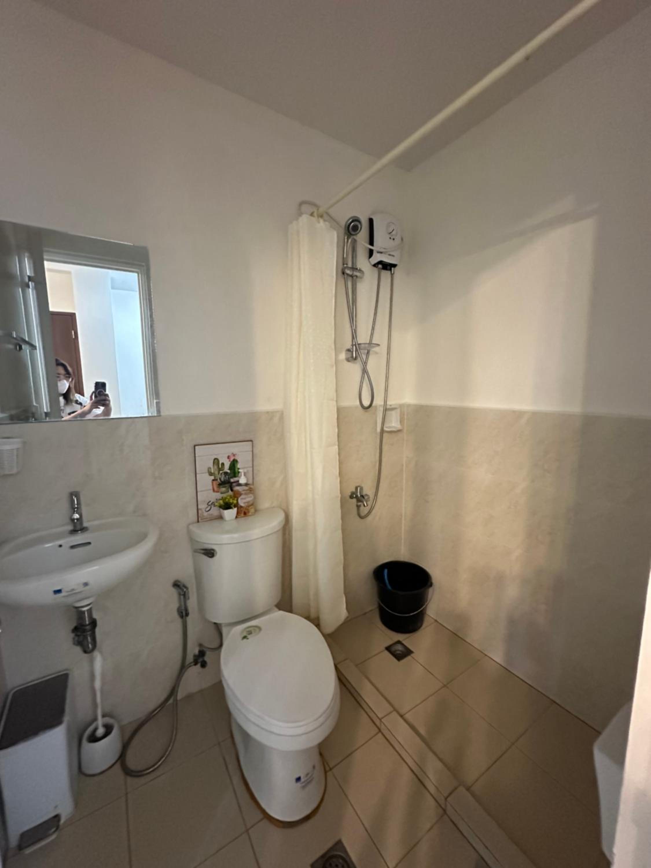 Cozy Condo Almond drive 1BR Talisay SRP w pool view 5