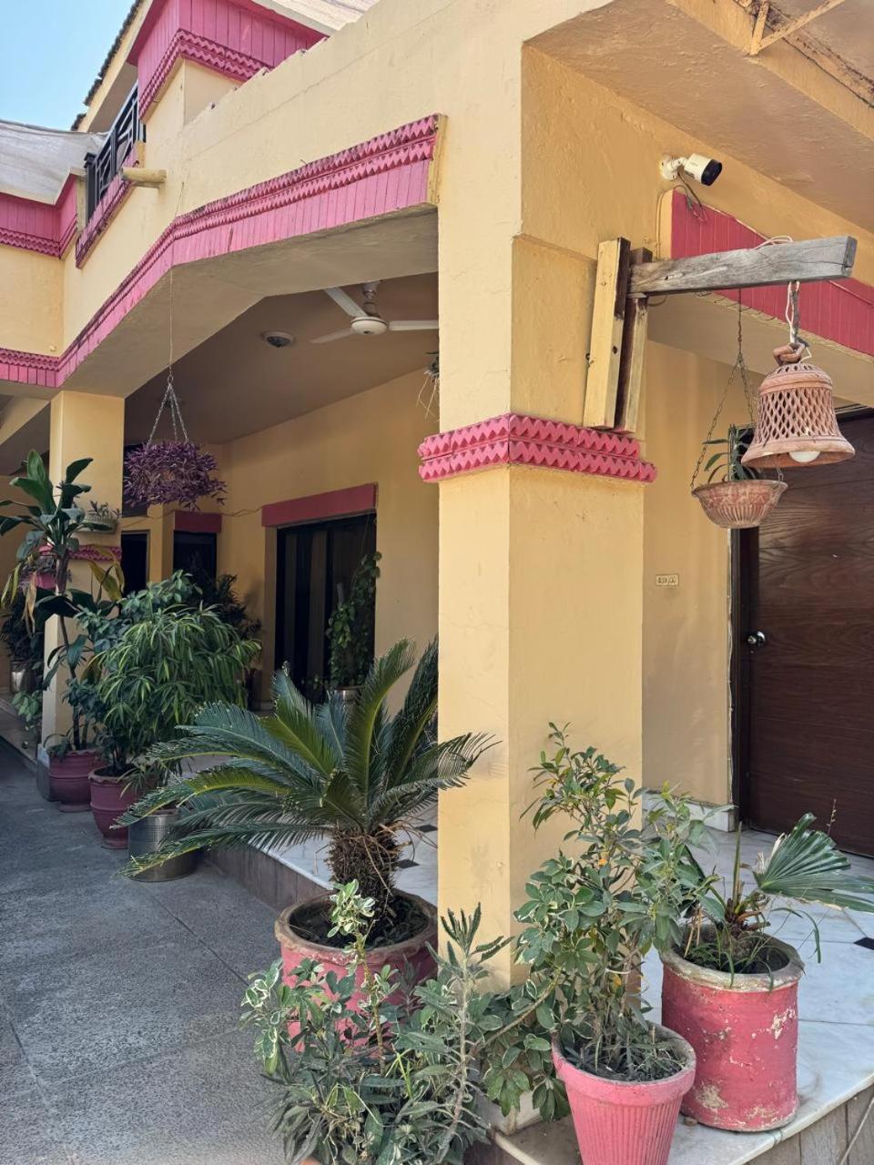 Casa Blanca Boutique Guesthouse Islamabad