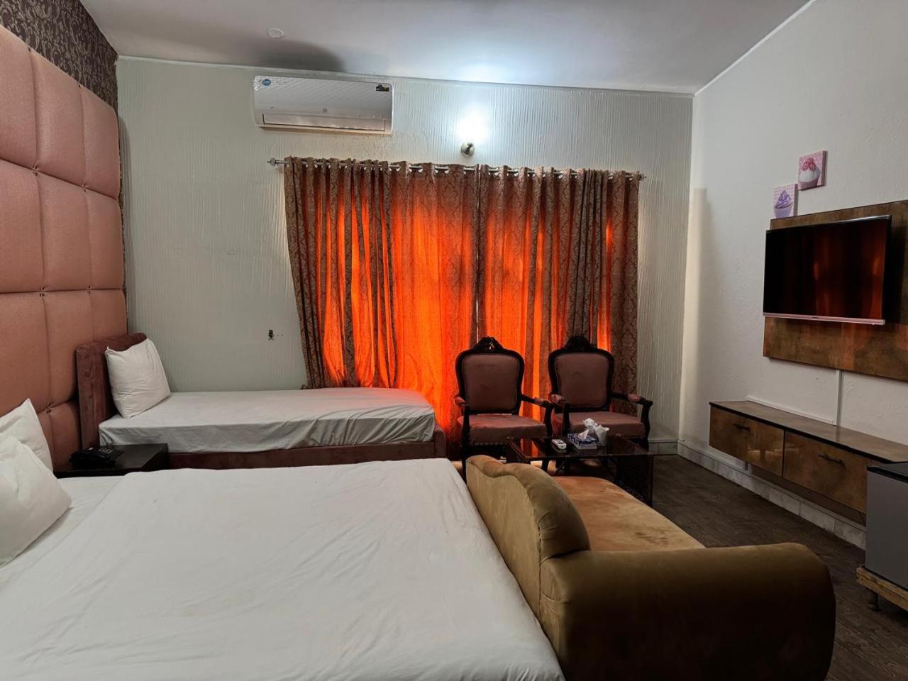 Casa Blanca Boutique Guesthouse Islamabad