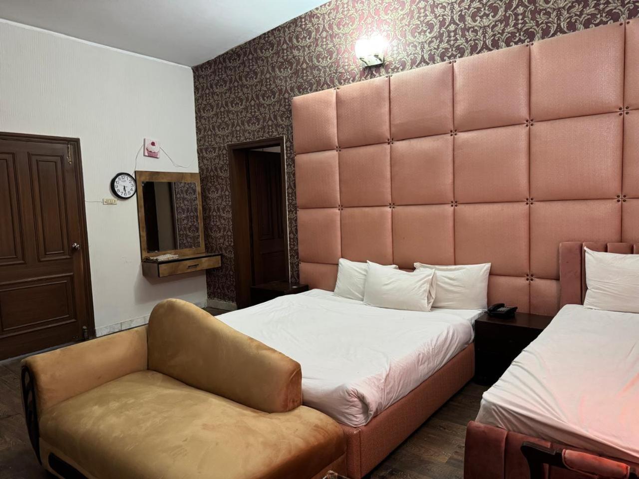 Casa Blanca Boutique Guesthouse Islamabad