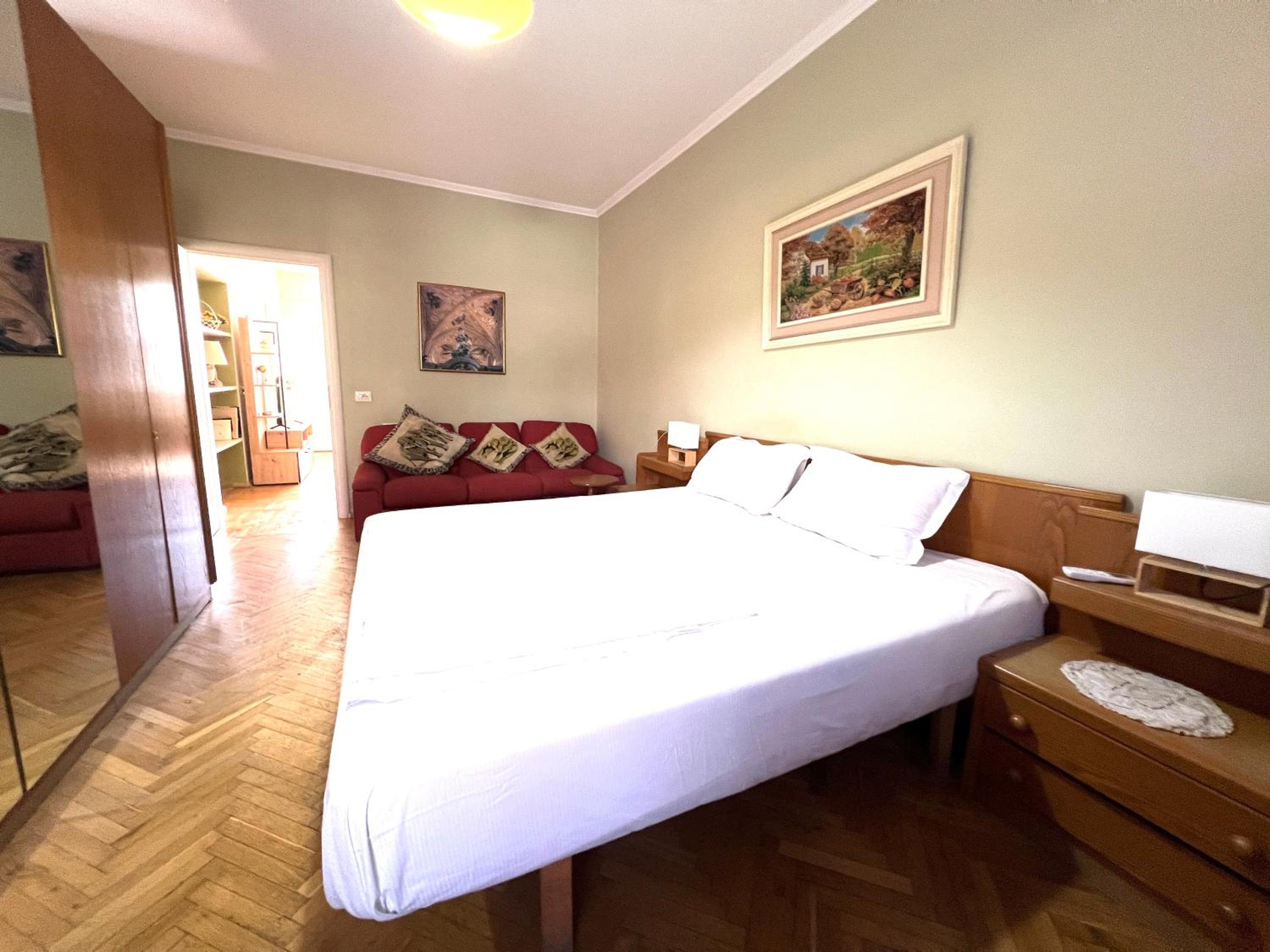 Vintage Apartment in Center