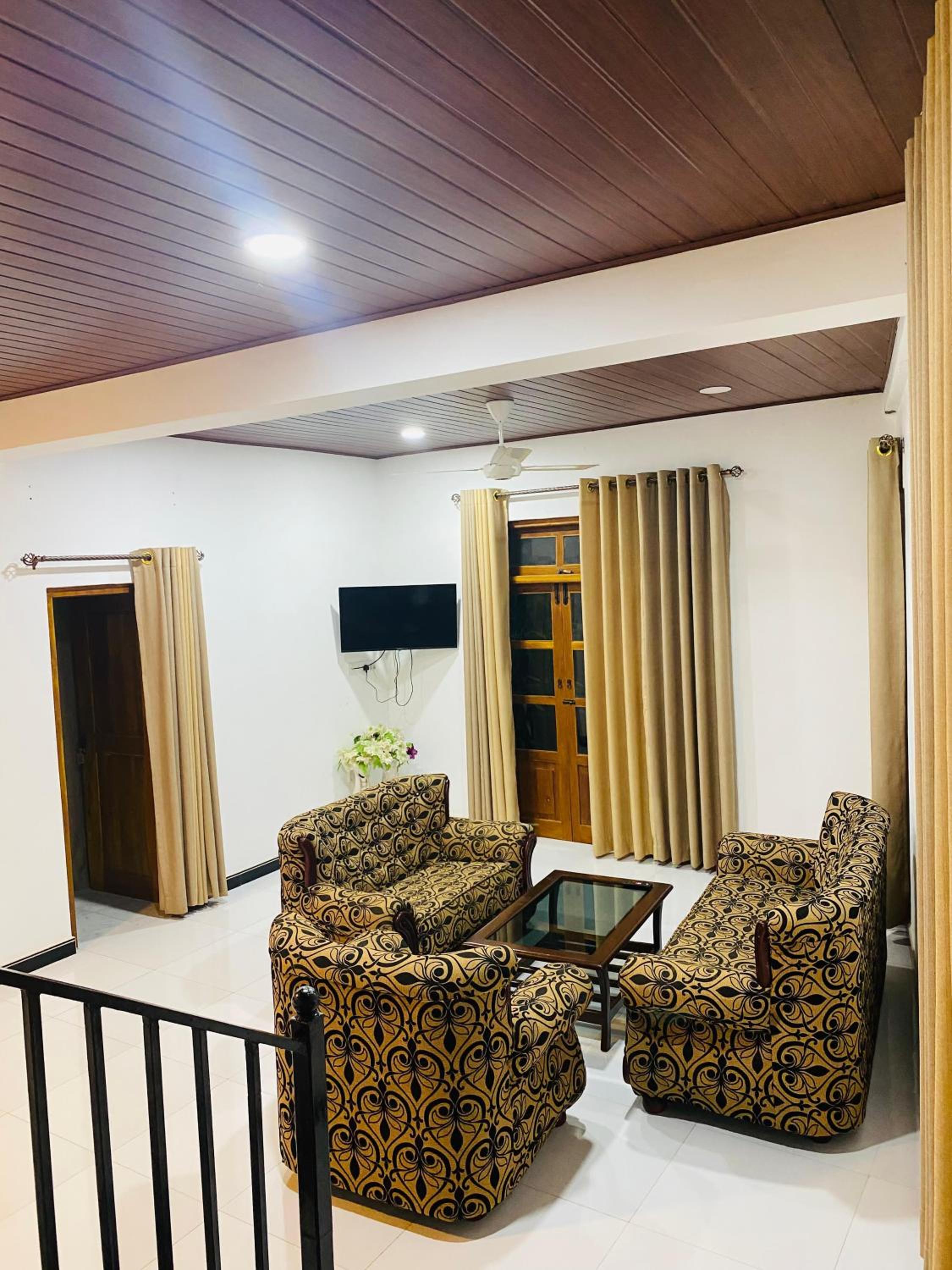 Enara Luxury Stay