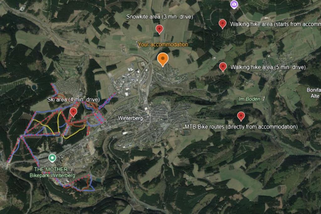 Benedenappartement in Winterberg met uitzicht en balkon