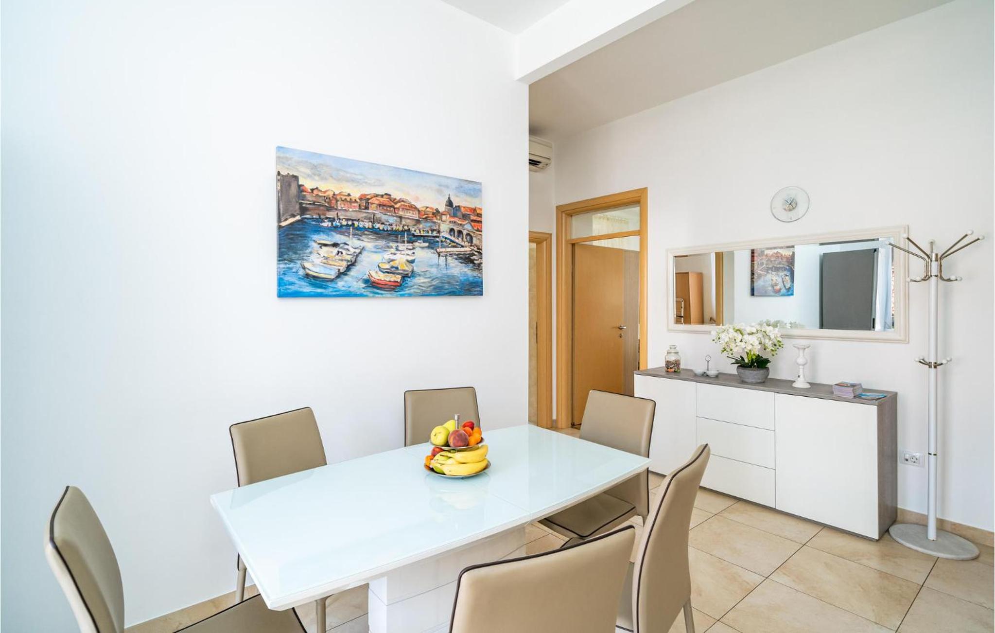 2 Bedroom Nice Apartment In Dubrovnik